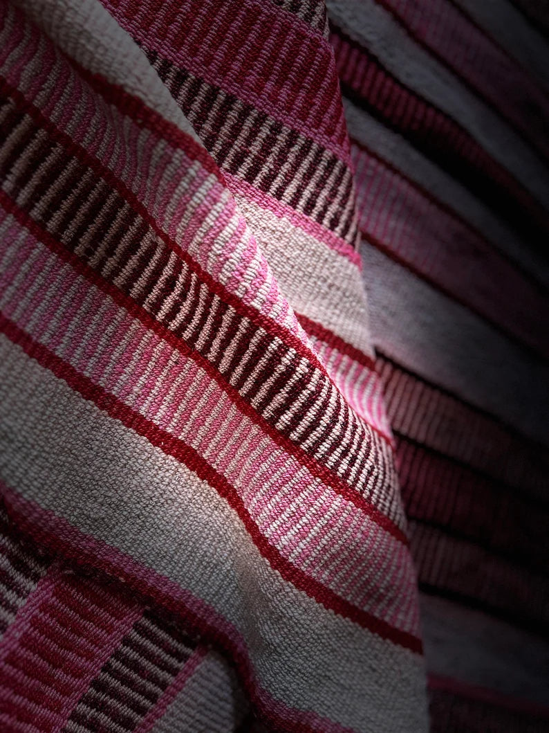 YURAQ PUKA - Peruvian Rug - Blanket