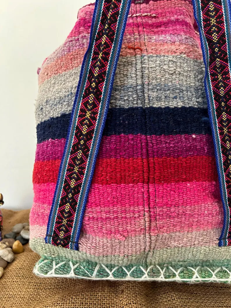 Backpack made of Peruvian blanket