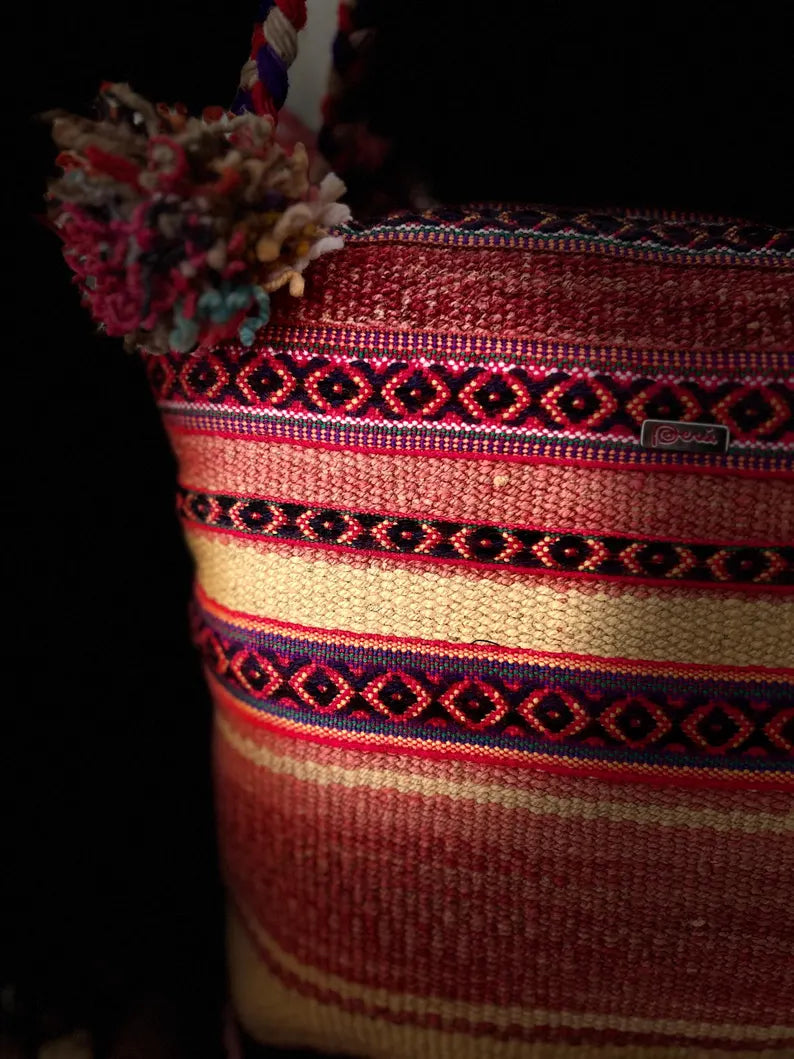 Peruvian purse