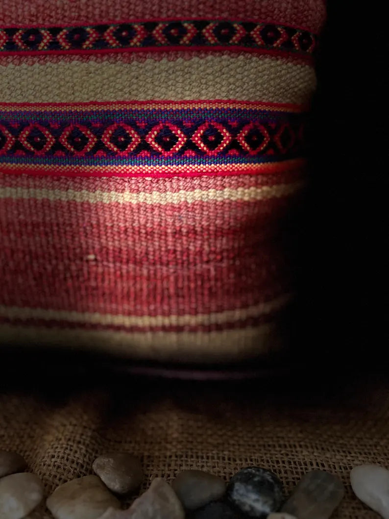 Peruvian purse