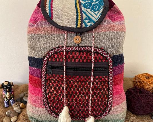 Backpack made of Peruvian blanket