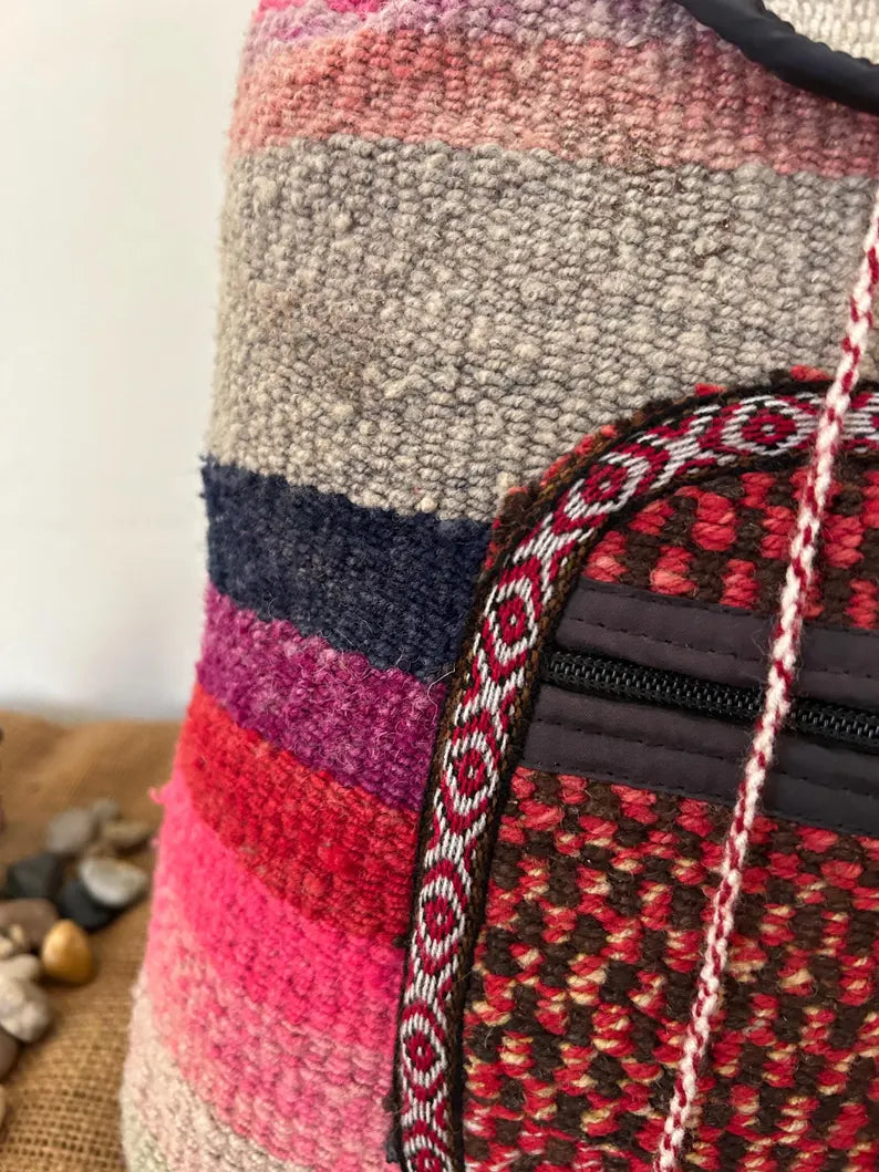 Backpack made of Peruvian blanket
